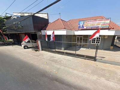 Toko dan Rumah Klinik Gigi Bandar Lor Mojoroto Kota Kediri