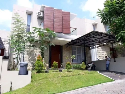 Turun Harga! Rumah Mewah Fill furnished dalam perum elite Jl. Wates 9