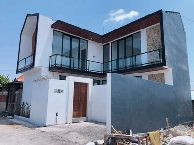 Villa Baru Tumbak Bayuh Dekat Canggu Lingkungan Villa