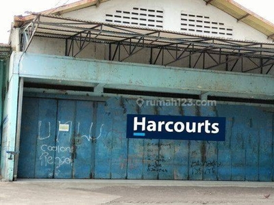 Bangunan ex showroom, bisa dimaksimalkan utk gudang dekat Solo Baru