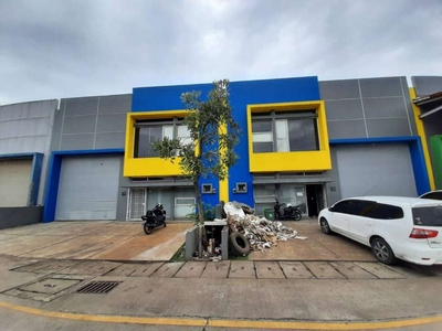 Disewakan Gudang Modern Sudah Renov di Bizpark Kopo