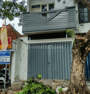 Disewakan Ruko Bangunan 2 Lantai Di Jl Makam Peneleh Surabaya Kt