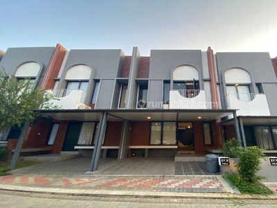 Disewakan Rumah Full Furnished 3 Kamar Tidur Di Freja BSD City, Terdekat Dari Aeon Mall, Tepat Sebelah Tol Serbaraja, Dekat Prasetya Mulya, Dekat Stasiun Kereta Cisauk