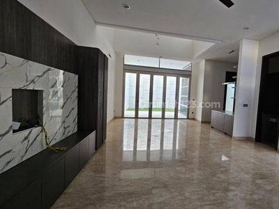 Disewakan Termurah Rumah Golf Island Semi Furnish 3 Kt