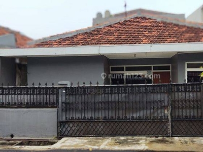 Rumah di Jl cendrawasih