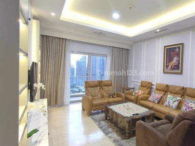 Well Equipt 2 Bedrooms Unit With Privat Lift At The Capital Residence Strategic Scbd Area