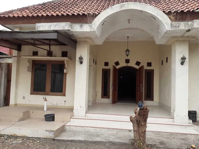 Cari Rumah Jl. Monjali Palagan, Ringroad Utara, Yogyakarta