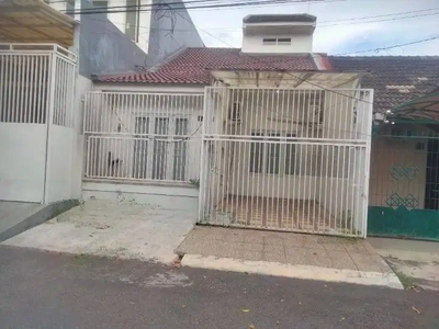 Di jual rumah perumahan Babatan mukti