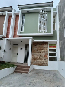 Dijual Rumah Baru Siap Huni Kota Malang Selangkah Kawasan Elit ARAYA