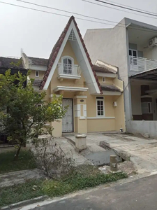 DIJUAL RUMAH DI CLUSTER TAMAN VIKTORIA SENTUL CITY BOGOR