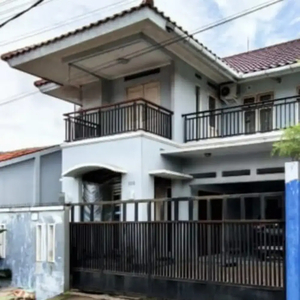 Dijual, rumah di kawasan Bintaro dekat McDonalds sektor 9