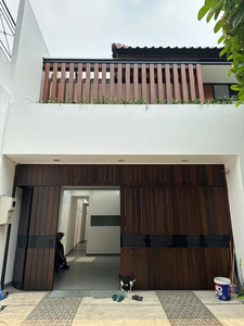 Modern Beautiful House 2 Storeys With Pool In Pondok Indah Area