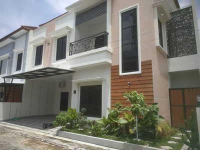 Rumah 2 Lantai Full Furnish AC Siap Huni dekat Kampus UGM Jogja