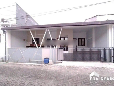 Rumah bagus minimalis tengah kota Semarang dekat bandara dijual di Kua