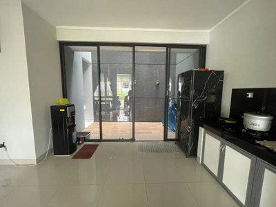 Rumah Cantik 2 Lantai Siap Huni Di Sektor 7 Bintaro Sc11215iq