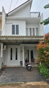 Rumah Cluster 2 Lantai di Bintaro Sektor 5 Ciputat Tangerang Selatan