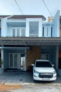 Rumah Di Pesona Harapan Indah Bekasi-Lokasi Samping Boulevard Hijau
