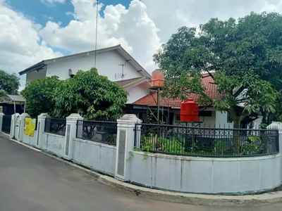 Rumah Hook Luas Asri & Nyaman @BuahBatu Bandung