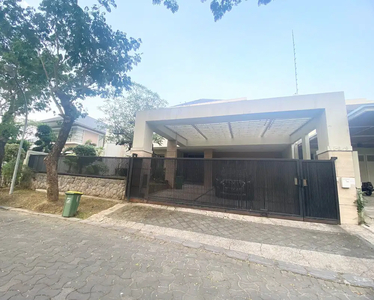 Rumah mewah citraland delta golf