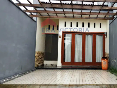 Rumah Minimalis Modern Tengah Kota Batu Dekat Alun Alun Akses Mudah