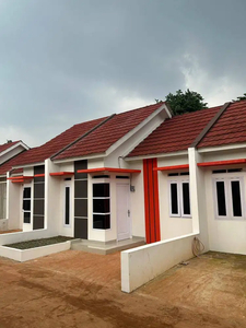 rumah modern di lokasi strategis ratu jaya