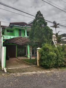 Rumah Ngesrep Banyumanik Semarang