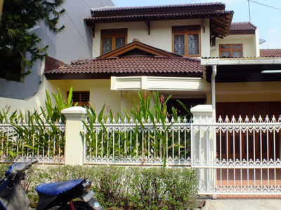 Dijual Rumah Bagus Siap Huni Di Bintaro Sektor 2