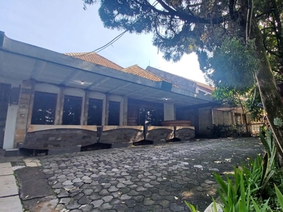 Disewa Rumah Lux Classic cocok untuk kantor jl Cimanuk, Bandung K