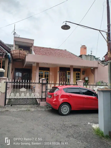 Di jual rumah luas, dan murah