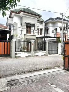 Di Sewakan rumah semi Furnished di Jakal km 6 deket UGM