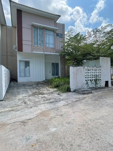 Dijual Murah ( BU ) Rumah 2 Lantai Hook Plamo Residence Batam Center
