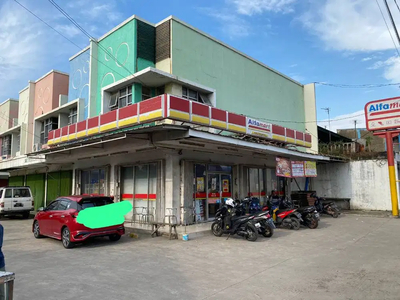 Dijual Ruko Jalan Utama Pantura Karawang Disewa Alfamart buka 24 jam