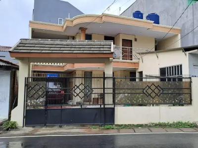 Dijual rumah 2 lantai di Tebet timur dalam 11 M (Nego)