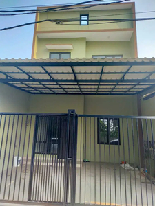 Dijual rumah baru 2 lt di Regency Melati Mas lt.72m hg 1,250 M