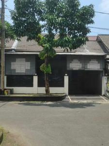 Dijual Rumah dalam Kompleks di Prima Harapan Regency,Kota Bekasi