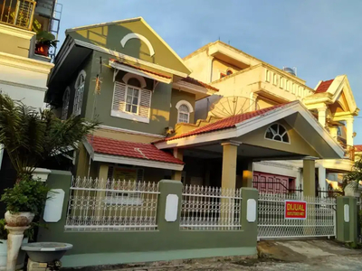 Dijual rumah di Perumahan Panorama .