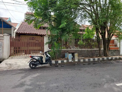 Dijual Rumah Jl Raya Rungkut Asri Tengah Surabaya