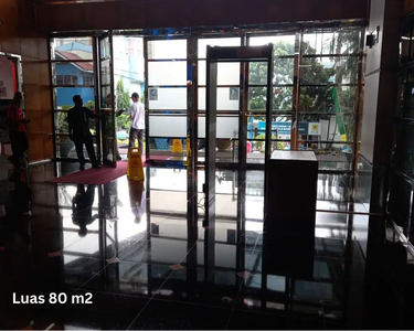 Disewakan Ruang Kantor Lobby 80 m2 di Jl.Gatot Subroto Jakarta Selat