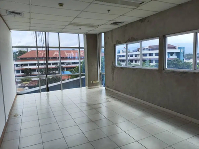 Office Space 170m2 Mainroad Martadinata, Riau, Dago