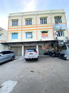 Ruko 3 Unit 3 lantai Di Jalan Raya Pondok Kelapa Jakarta Timur