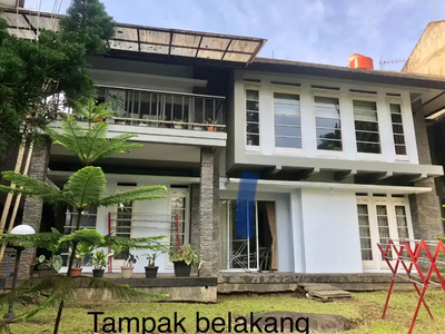 Rumah Asri Terawat Resor Dago Pakar Bandung Utara