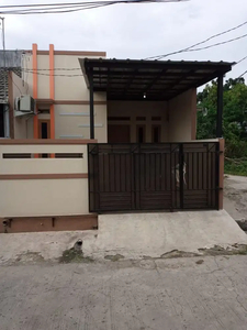 Rumah Bagus Murah di Villa Mutiara Gading dekat Harapan Indah Bekasi
