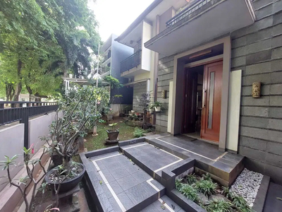 Rumah Bagus Siap Huni, Daerah Sektor 9 Bintaro, Tangerang Selatan