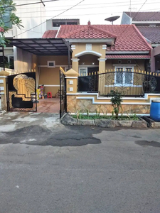 Rumah Bagus Siap huni di Cluster Bulevar Hijau Harapan Indah