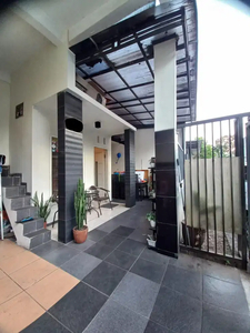Rumah dijual di Malang 2lt 3KT furnished sukun kampus unikama indogros