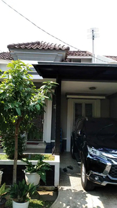 Rumah Hook di Lembah Hijau Lippo cikarang