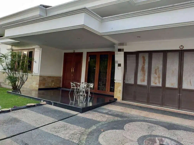 Rumah mewah bangunan baru 1 lantai komplek Bintang Diponggo Surabaya