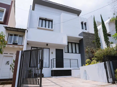 Rumah Mewah Modern di Cipaku, Sayap Setiabudi, Bandung