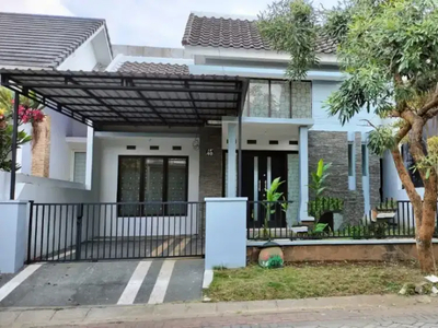 Rumah modern dan murah di villa puncak tidar Malang*