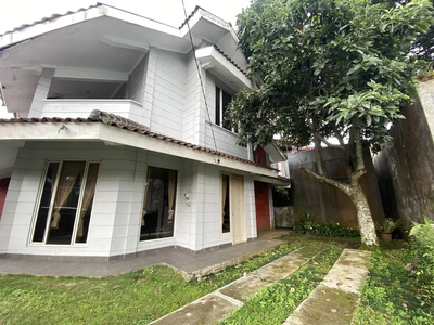 Rumah Modern Murah di Komplek Villa Pemandangan, Cianjur